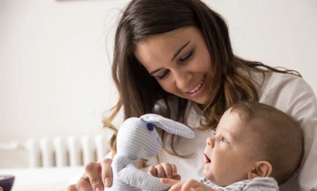 Comment savoir si bébé pleure à cause de ses dents ?