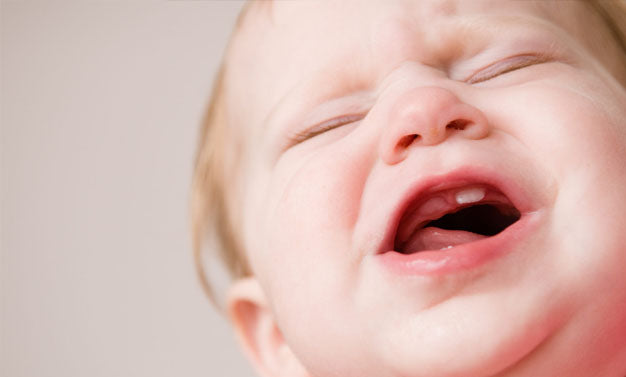 Que faire si les dents de votre enfant de 12 mois ne poussent pas encore ?