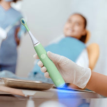Laden Sie das Bild in den Galerie-Viewer, Brosse à dents sonique Néo USB-C NOUVEAUTÉ! dès 3 ans!