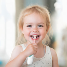 Charger l&#39;image dans la galerie, Brosse à dents sonique pour Bébé (de 0 à 5 ans) et son étui de voyage en kraft. Framboise