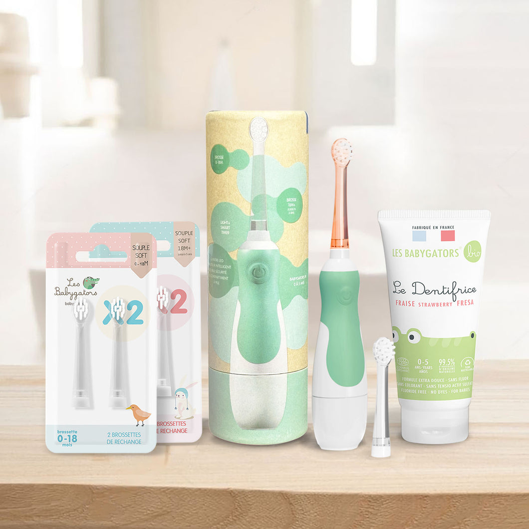 KDO K Sage Baby Pack: Batteriebetriebene Schallzahnbürste für Babys mit Kraft-Reiseetui + 2 Packungen Bürstenköpfe + Babyzahnpasta 0–5 Jahre ohne Nanopartikel